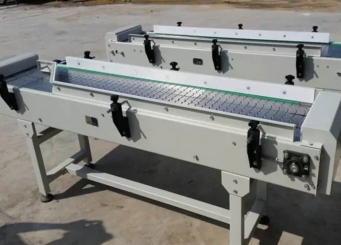 鏈板輸送機(jī)